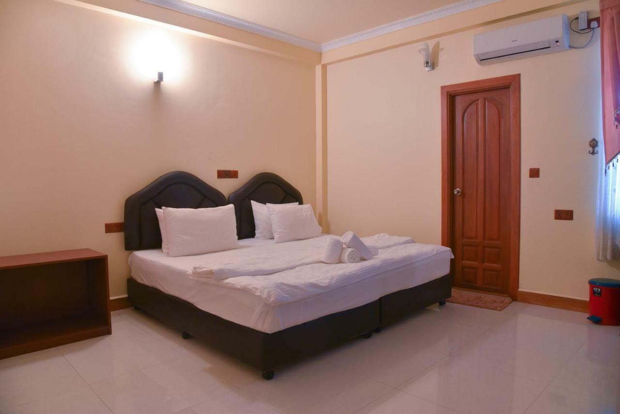 Nalaveshi Inn フラ エクステリア 写真