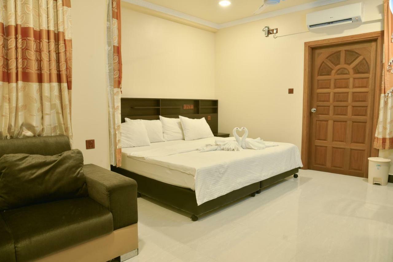 Nalaveshi Inn フラ エクステリア 写真